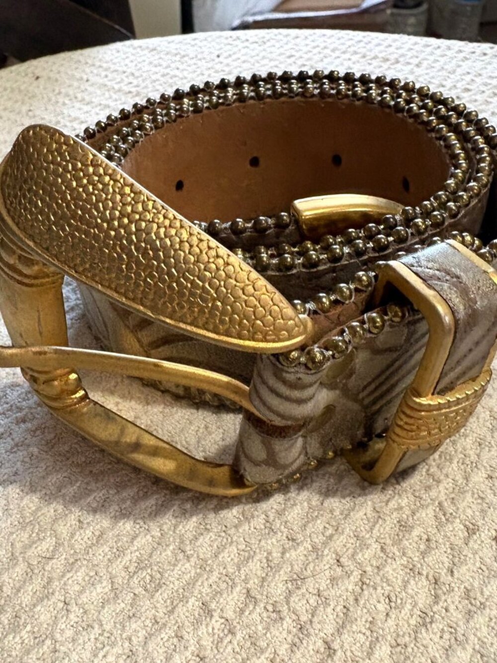 BB SIMON Gold Floral Leather Glam Belt, gold buckle/keeper/tip/beaded edge 1.5"M - Picture 6 of 6